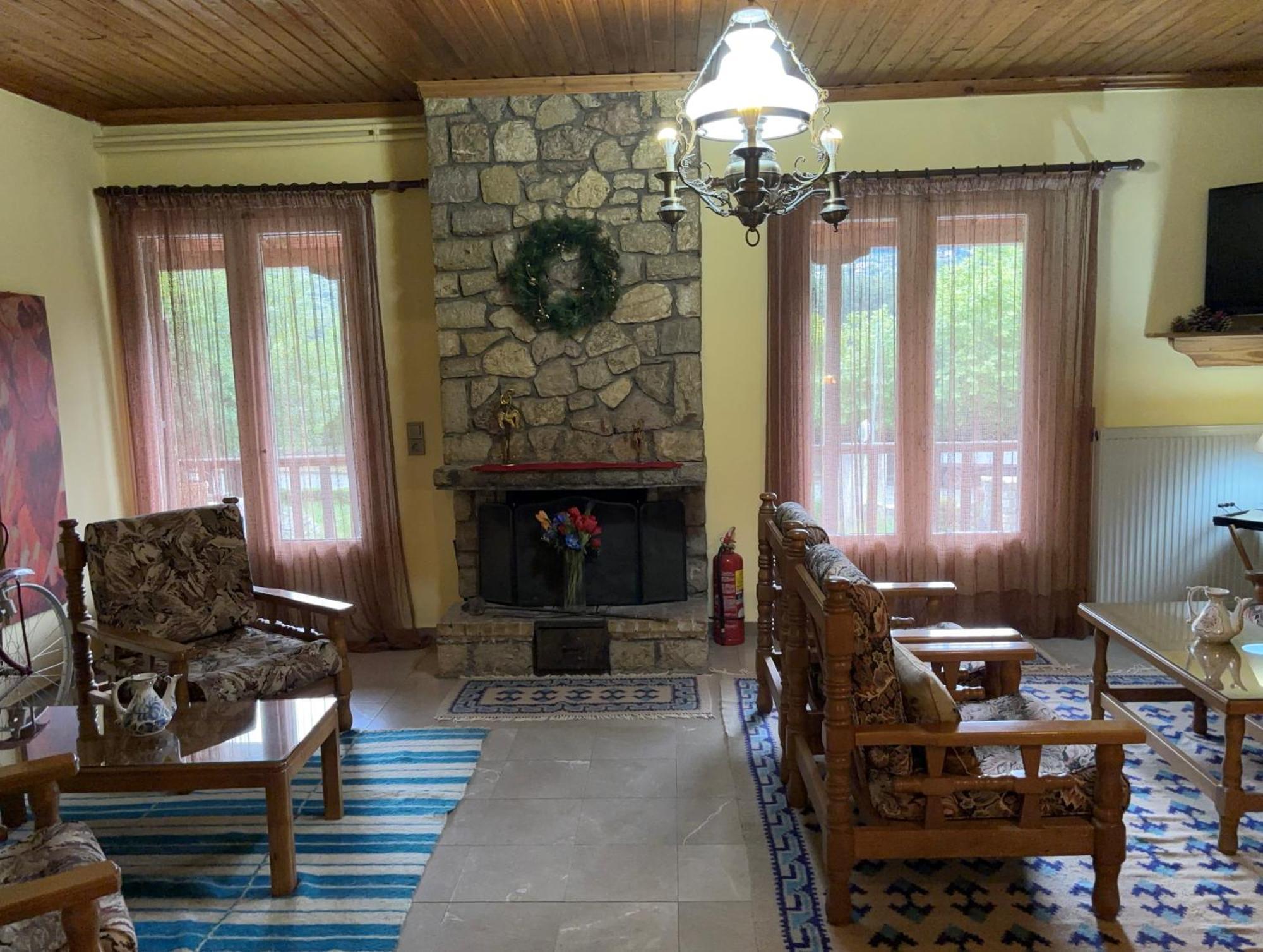 Guesthouse Sinoi Витина Экстерьер фото